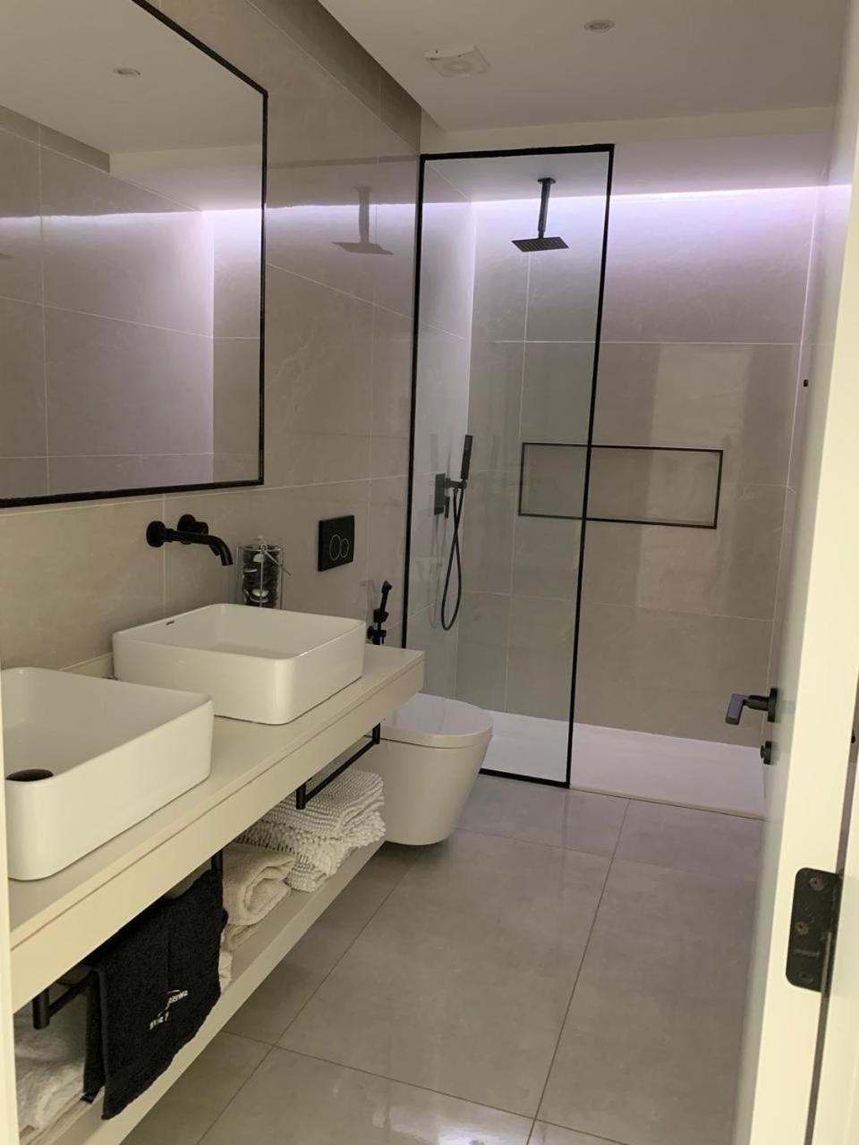 Apartamento Deluxe Santa Filomena Mindelo Eksteriør billede