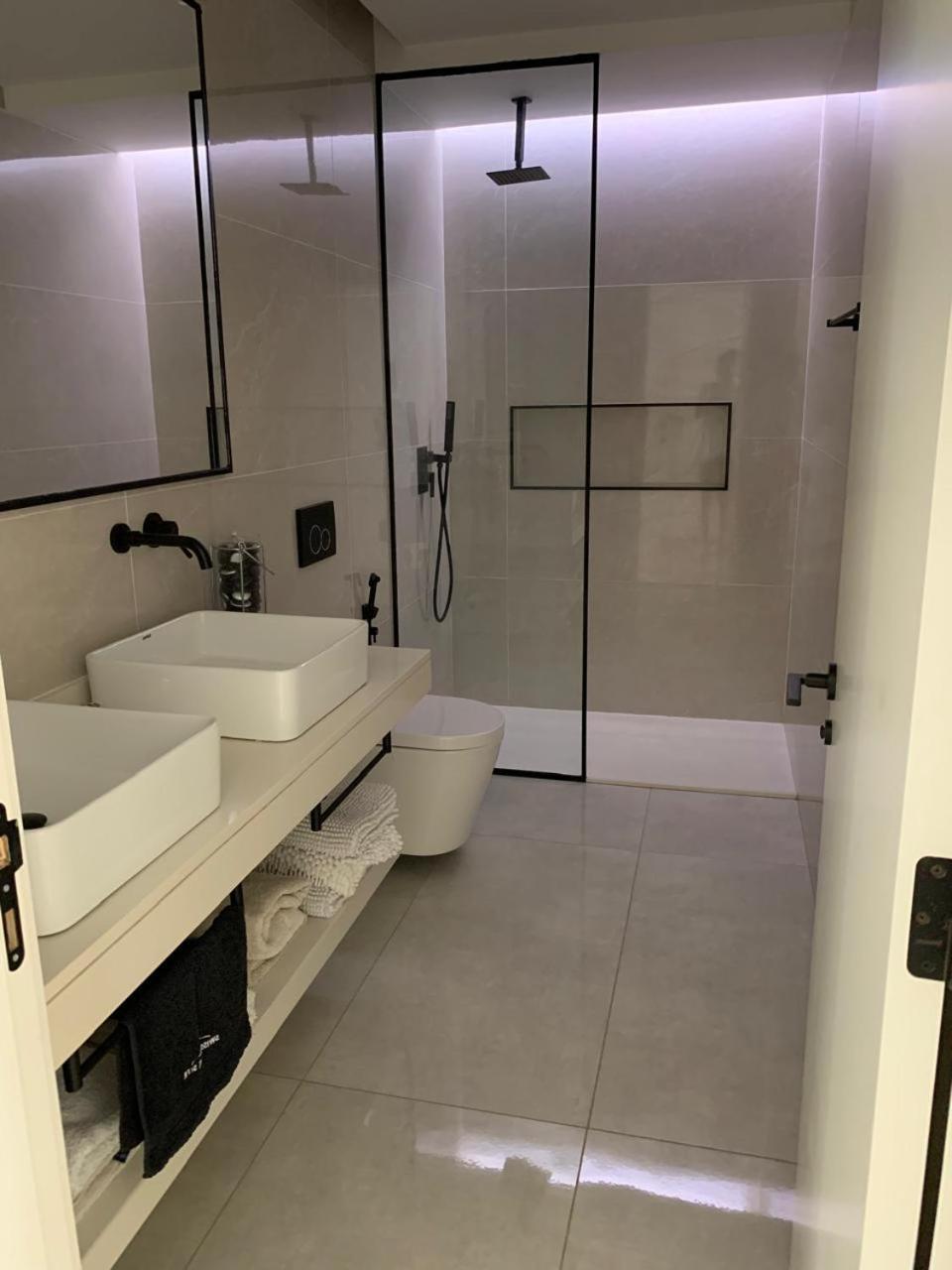 Apartamento Deluxe Santa Filomena Mindelo Eksteriør billede